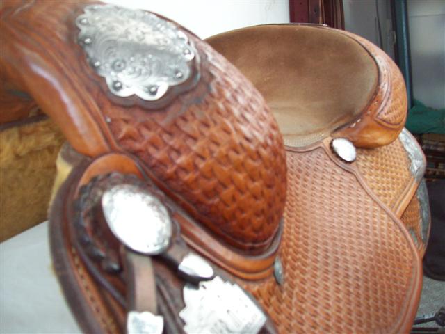 Used Saddle:- Image Number:2